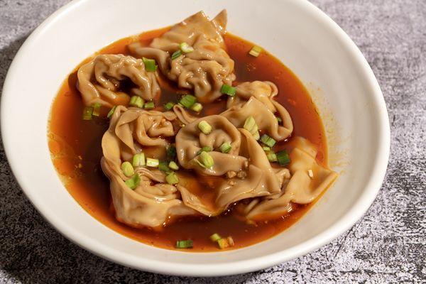 Wontons in Chili Sauce