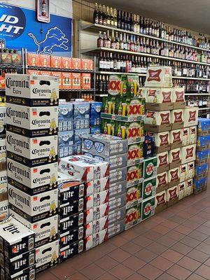 Corona Extra, Coors Light, Miller, Busch, Corona Beer #CoronaTime #Miller #Budweiser #Coors #PBR #Budlight we carry it all!