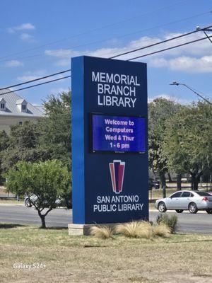 Just had the nicest experience at this library so kind and helpful. Thank you.