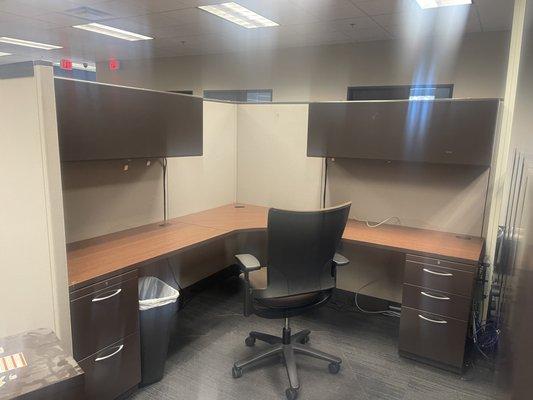 6x7 Knoll cubicle with overhead storage and two pedestals powered. $850.00
 702-248-9888