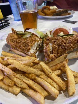 Slo Odie's - Fish Sandwich