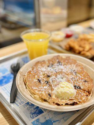 Hollywood blueberry pancakes