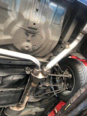 Y pipe, single converter to dual exhaust