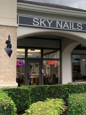 Sky Nails in the Plantation Promenade Shopping Center