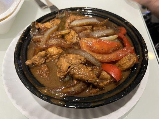 Pollo Saltado