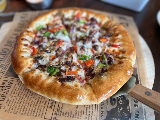 Bulgogi Pizza with Cheese Crust