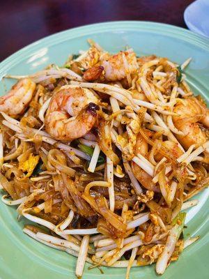 Phad thai shrimps