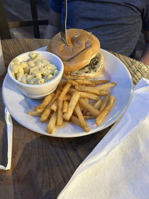 Kids plain hamburger with fries and Mac & cheese. Hamburger 3 stars. Fries great 4 stars. Mac & cheese 2 stars.