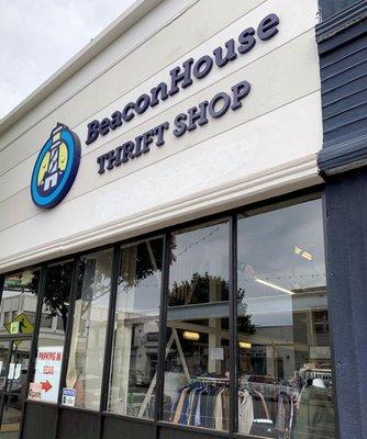 Beacon House Thrift Shop is conveniently located on Pacific - between 8th and 9th streets - in San Pedro.