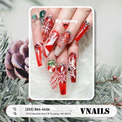 Nail the winter glamour with bold and vibrant red nails, adding a touch of warmth and sophistication to your seasonal style.