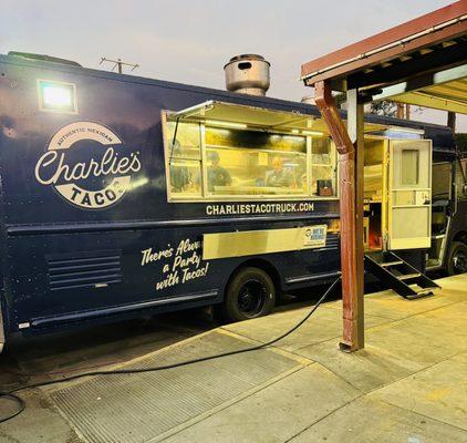 Stopped by Charlie's Taco truck for grab and go.