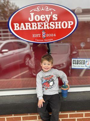 Bus Stop Barber Shop