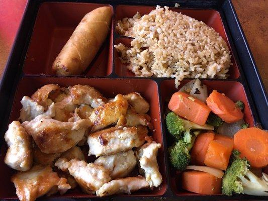 Hibachi Chicken, Vegetables, Rice and Spring Roll.