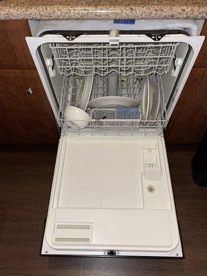 This is the dishwasher that near hurt my child while helping me, mounted from the bottom not the top!!