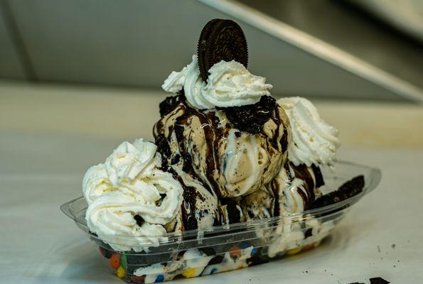 Mt Katahdin Ice Cream Sundae