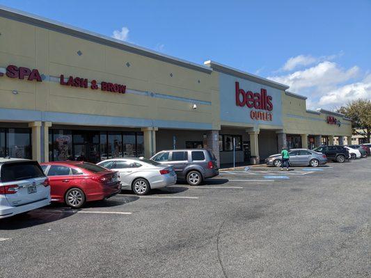 Highland Square Shopping Center, Jacksonville