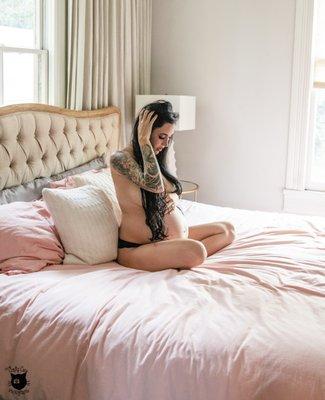 Pregnancy Boudoir Photos