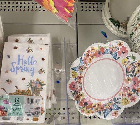 Spring themed plates and napkins