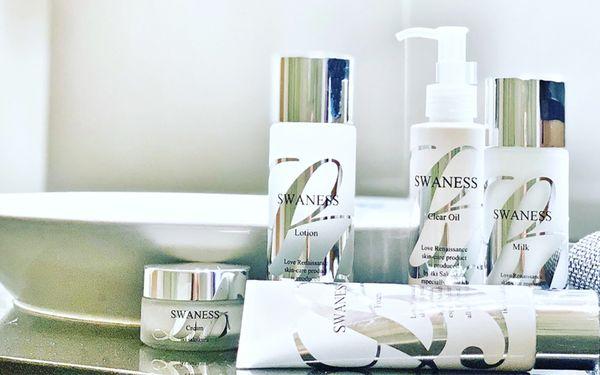 SWANESS collection.
It is based on organic brown rice extract. Sensitive skin.