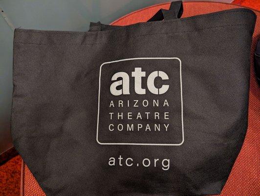 Free tote bag!