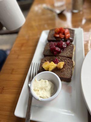 French toast is pretty but really over priced slices of banana bread. But two loaves and take home to warm up with your own toppings.