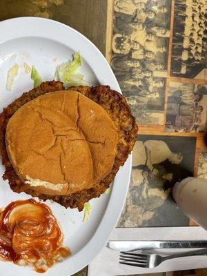 Look at that Chicken Fried Steak from the El Reno Original Jobes. Delicious!!!!