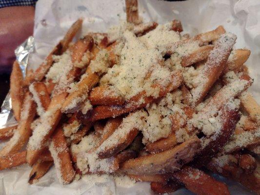 Garlic fries