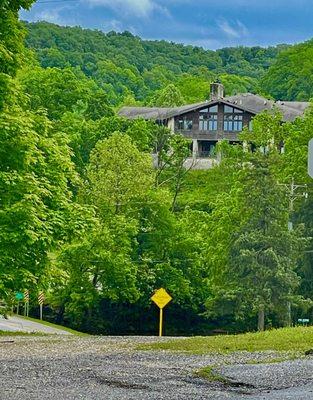 Emory Melton Inn located in the Roaring River State Park in Missouri