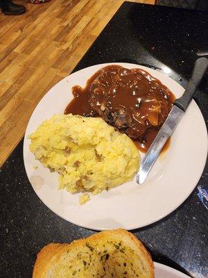 George's Chopped Steak with Mashed Potatoes.