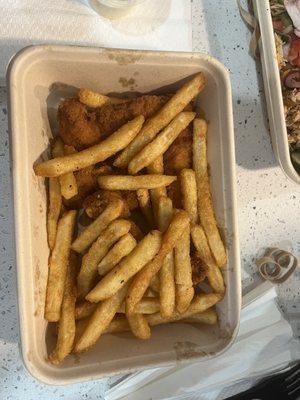 Chicken fingers (kids menu)