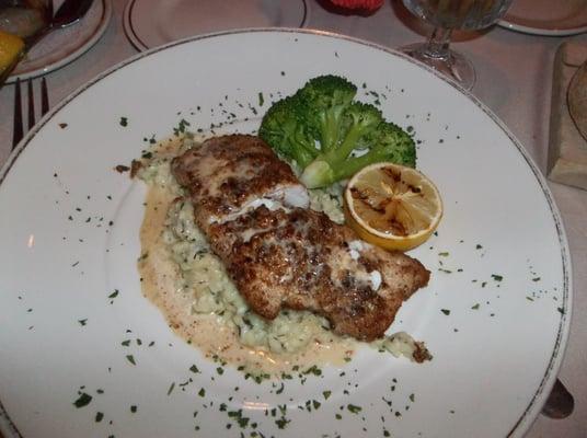 pecan-crusted grouper in mango amaretto sauce with risotto  ($21)