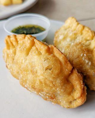 Empanadas - IG: @barriegudfood