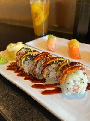 (a004) Dragon Roll