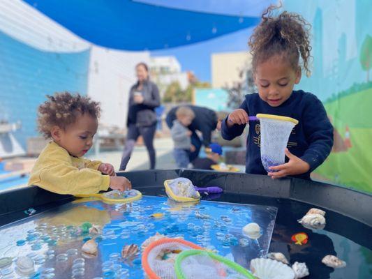 Community playdates open to ages 0-5.