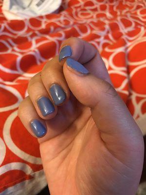 Layered on too much shellac nail polish and it literally started peeling off the day after I got them done.