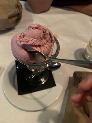 Strawberry gelato