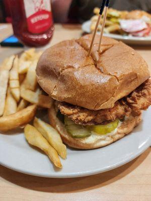 Spicy chicken sandwich