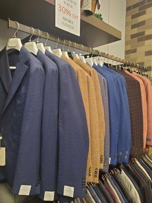 Louis Thomas Fine Men's Apparel