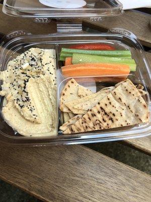 Hummus with veggies snack pack