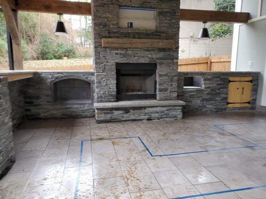 Outdoor Living area. with Fireplace and bar B Que area. Brookhaven