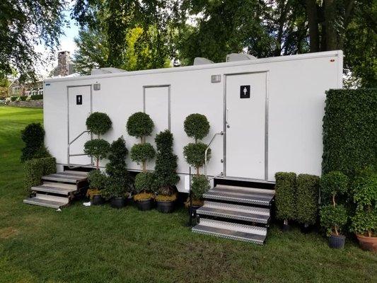 Restroom trailer for wedding