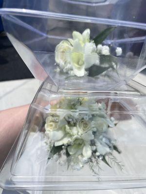 corsage and boutonniere set