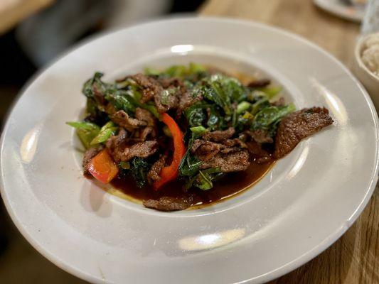 Pad Prik Khing with broccoli & beef