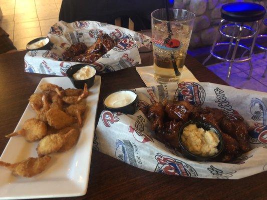 Fantail shrimp and wings