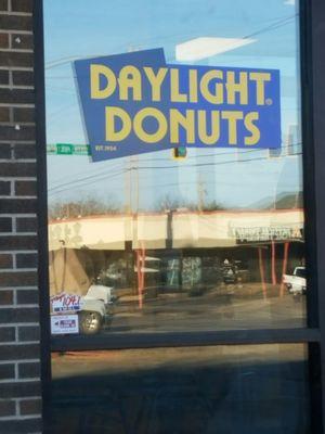 Daylight Donuts