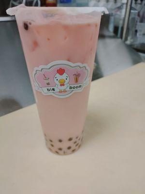 Strawberry bubble tea