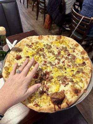 Classic Breakfast Pizza....huge!!