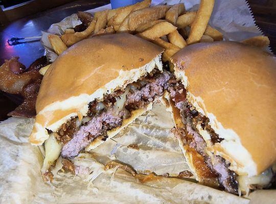 Whiskey Tavern Burger