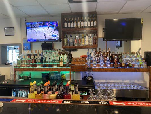 Woo Sports Bar & Grill