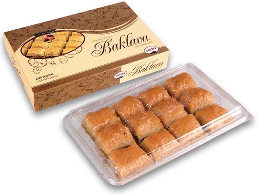 Baklava with walnut or pistachio